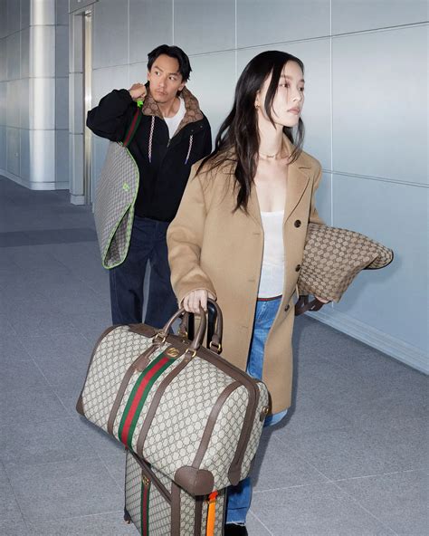 chang chen versace|Ni Ni and Chang Chen reunite in latest Gucci Valigeria campaign: .